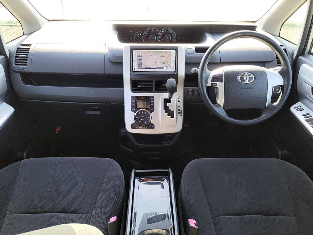 ノアＸスペシャルエディションの写真 3