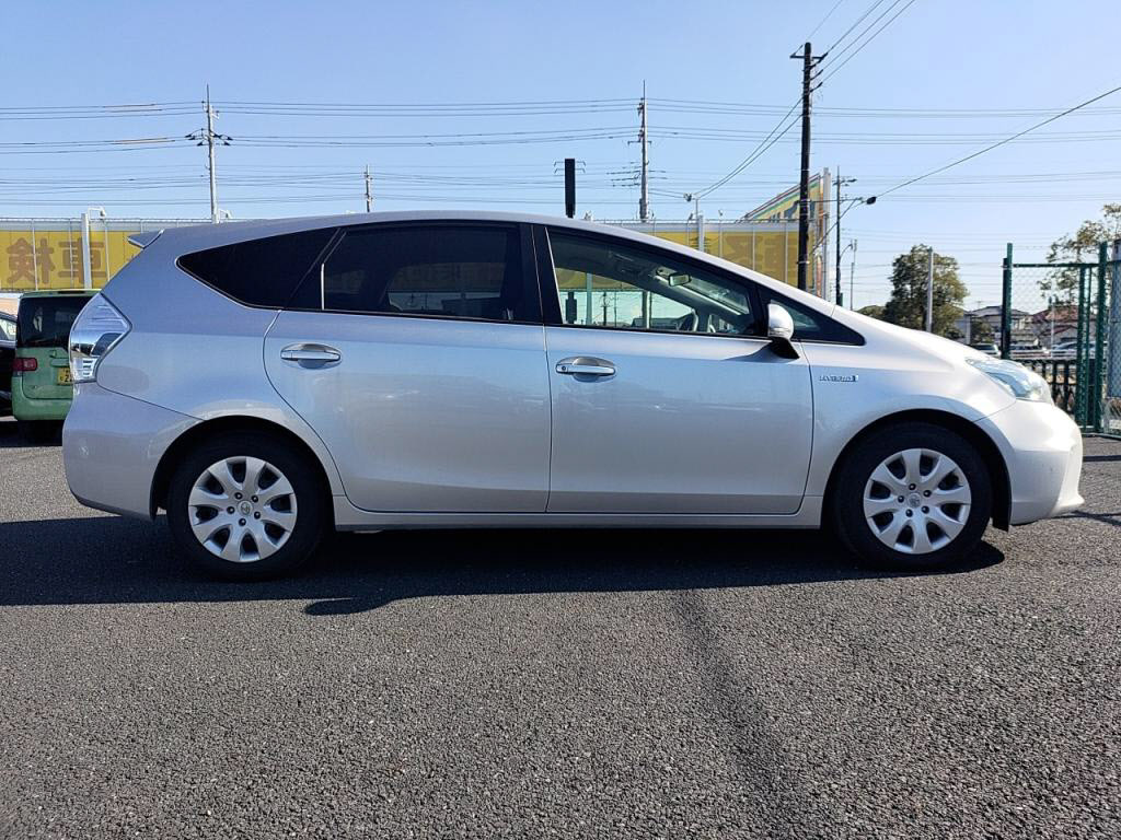 プリウスαＳ＿Ｌセレクションの写真 11