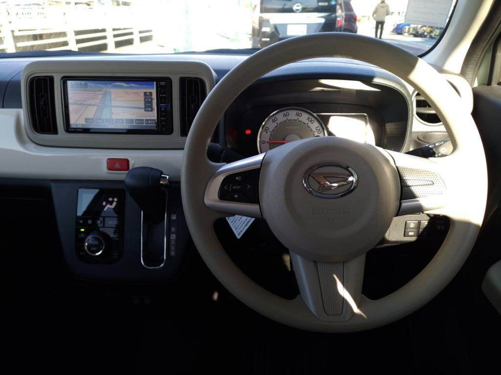 ミラトコットＧリミテッドＳＡ３の写真 3