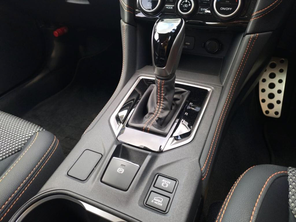 ＸＶハイブリッド２．０ｅ－Ｓアイサイトの写真 19