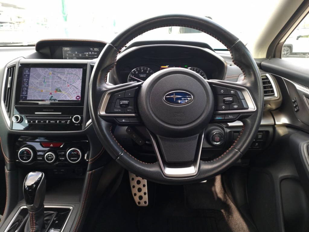 ＸＶハイブリッド２．０ｅ－Ｓアイサイトの写真 3