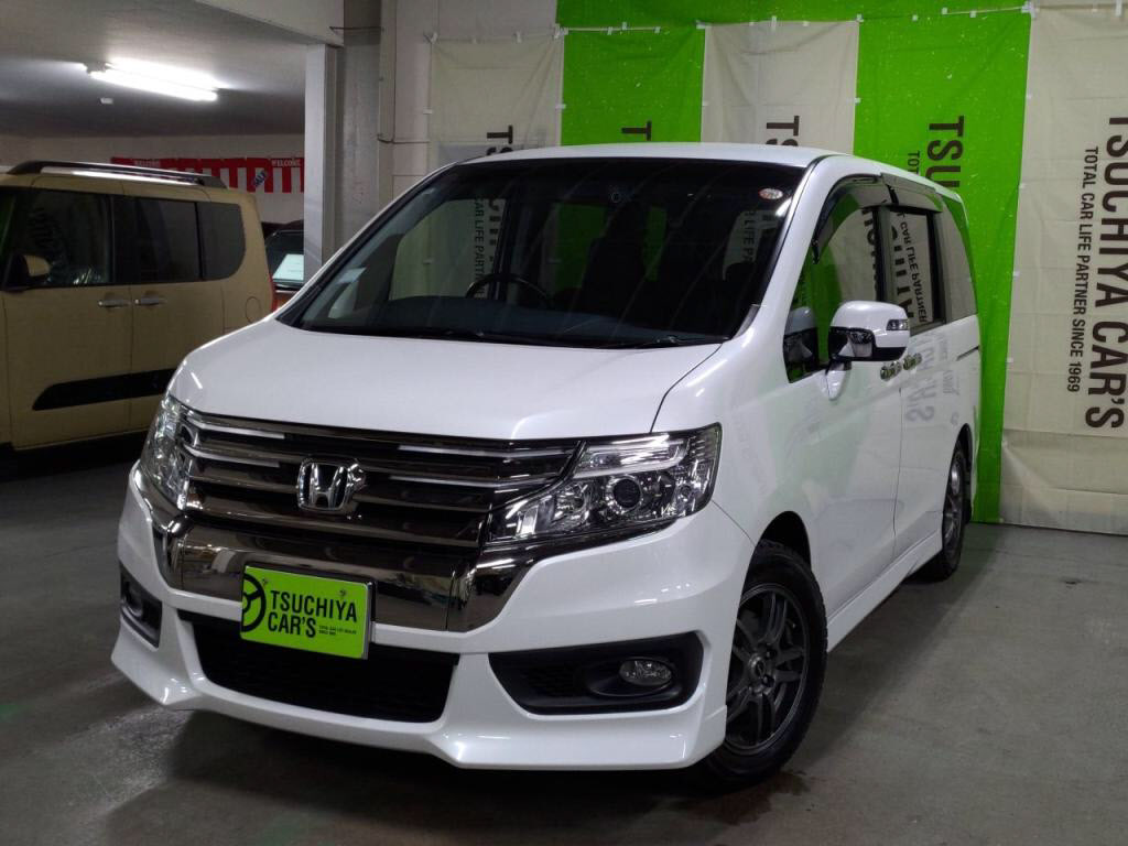 ホンダ　ステップワゴンスパーダ　スパーダＺクールスピリット