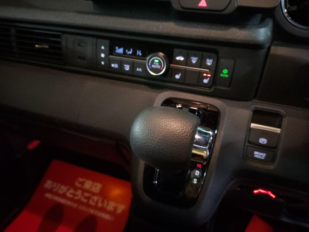 Ｎ＿ＢＯＸカスタムターボコーディネートスタイルモノトーンの写真 17