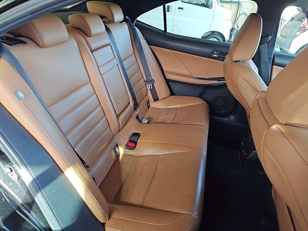 ＩＳＩＳ２００ｔ＿Ｆスポーツの写真 22