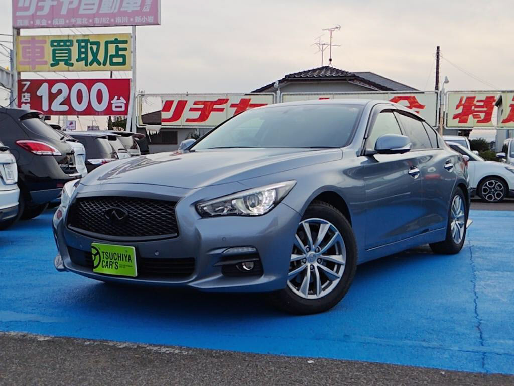 ニッサン　スカイラインセダン　２００ＧＴ－ｔタイプＰ