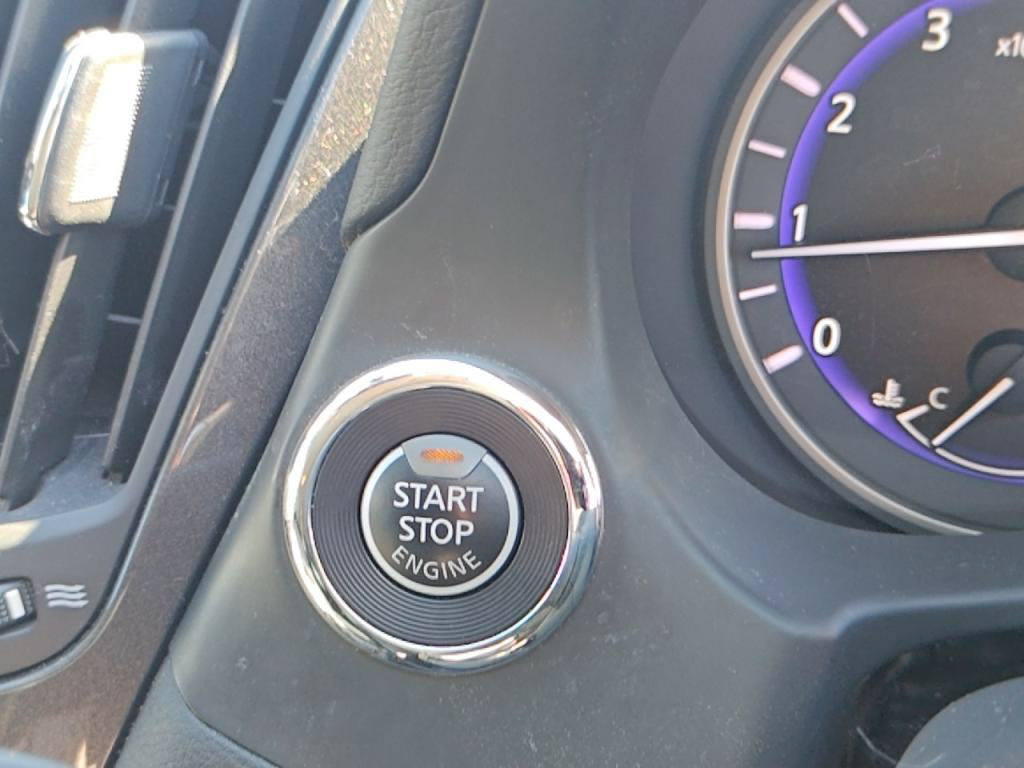 スカイラインセダン２００ＧＴ－ｔタイプＰの写真 13