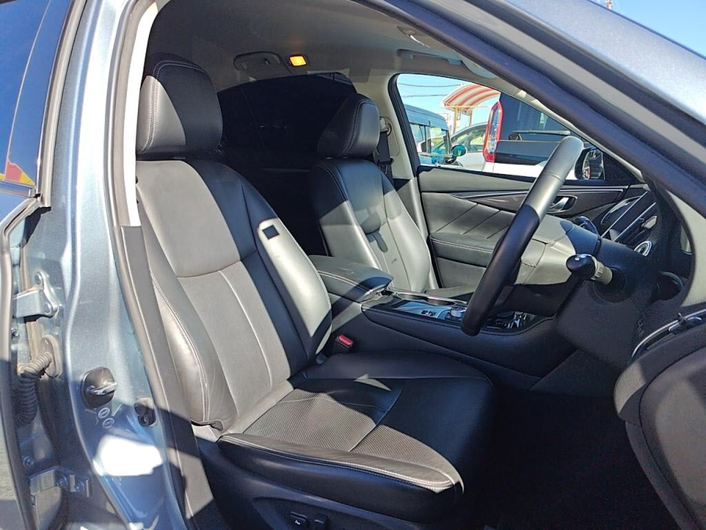 スカイラインセダン２００ＧＴ－ｔタイプＰの写真 21