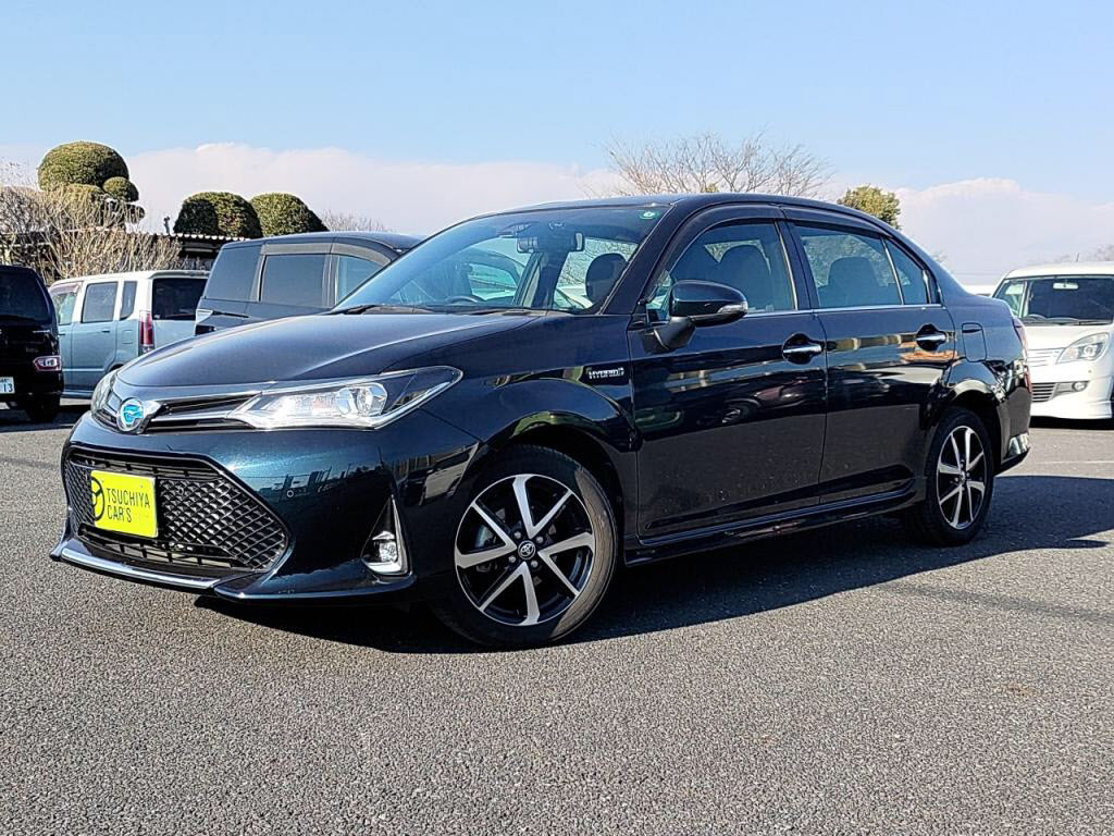 トヨタ　カローラアクシオハイブリッド　ハイブリッドＧダブルバイビー