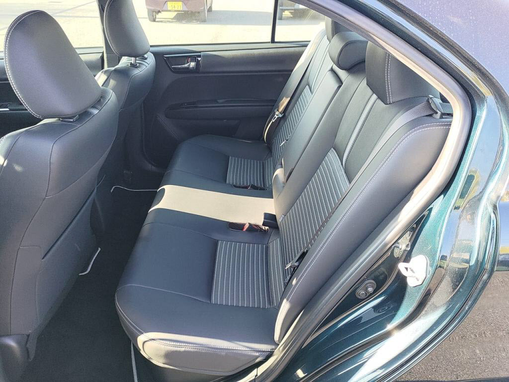 カローラアクシオハイブリッドハイブリッドＧダブルバイビーの写真 23