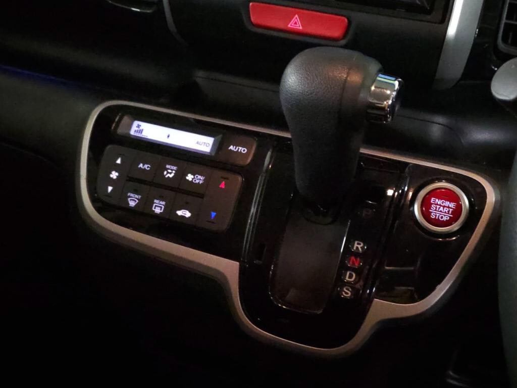 Ｎ＿ＢＯＸカスタムＧ・ターボパッケージの写真 16