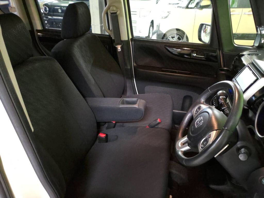 Ｎ＿ＢＯＸカスタムＧ・ターボパッケージの写真 21