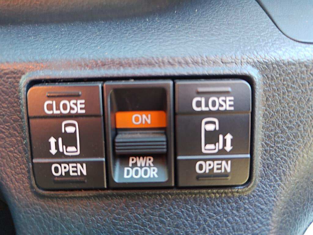 シエンタハイブリッドハイブリッドＧクエロの写真 15