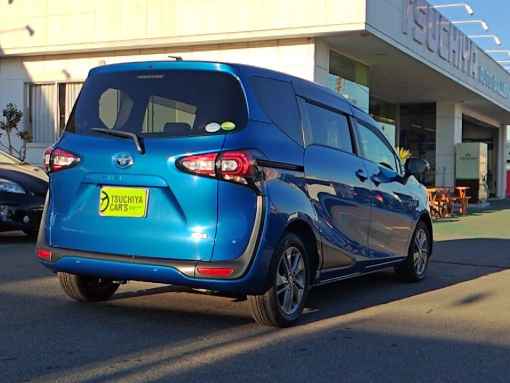 シエンタハイブリッドハイブリッドＧクエロの写真 2