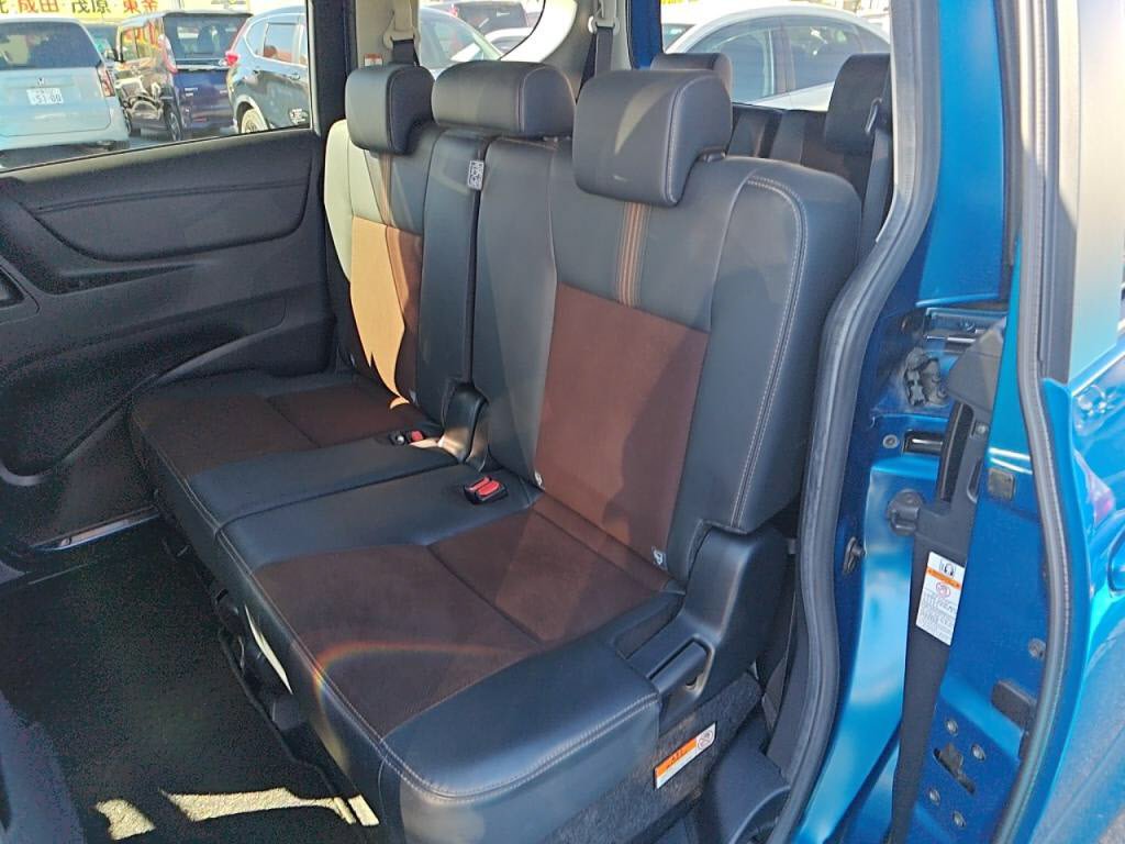 シエンタハイブリッドハイブリッドＧクエロの写真 23