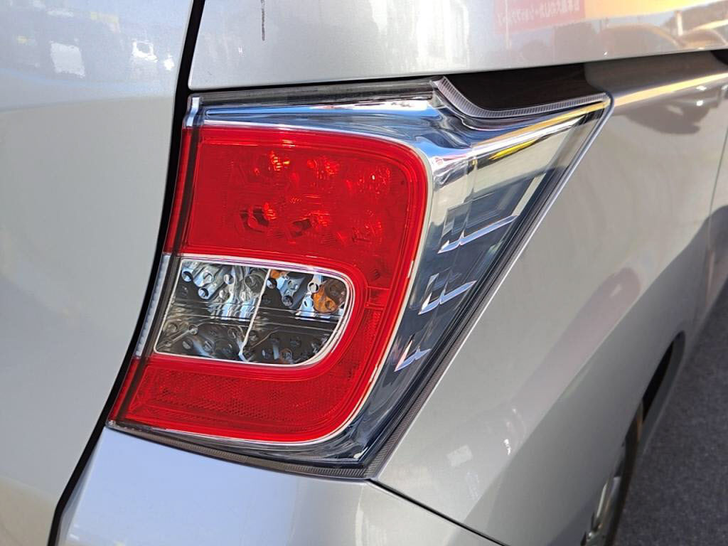 フリードＧの写真 12