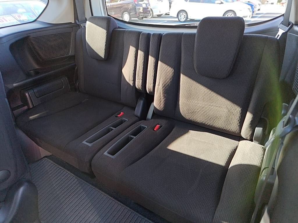 フリードＧの写真 24