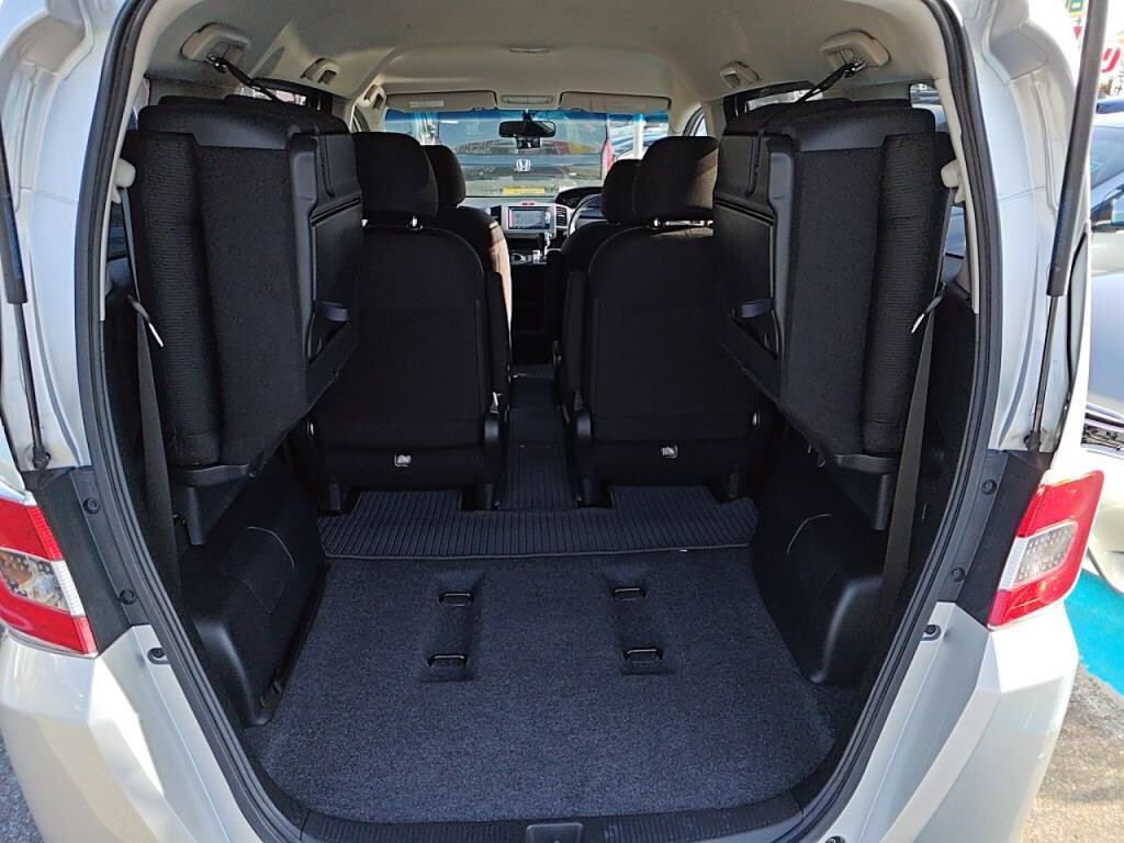 フリードＧの写真 27