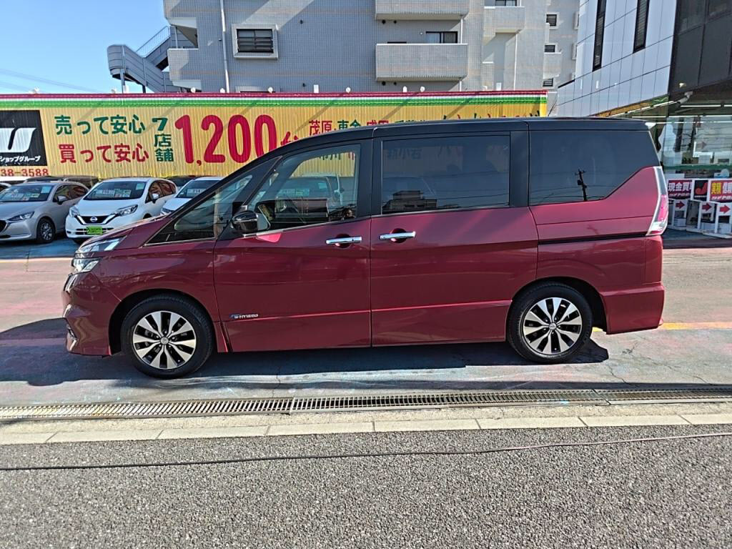 セレナハイウェイスターＧの写真 12