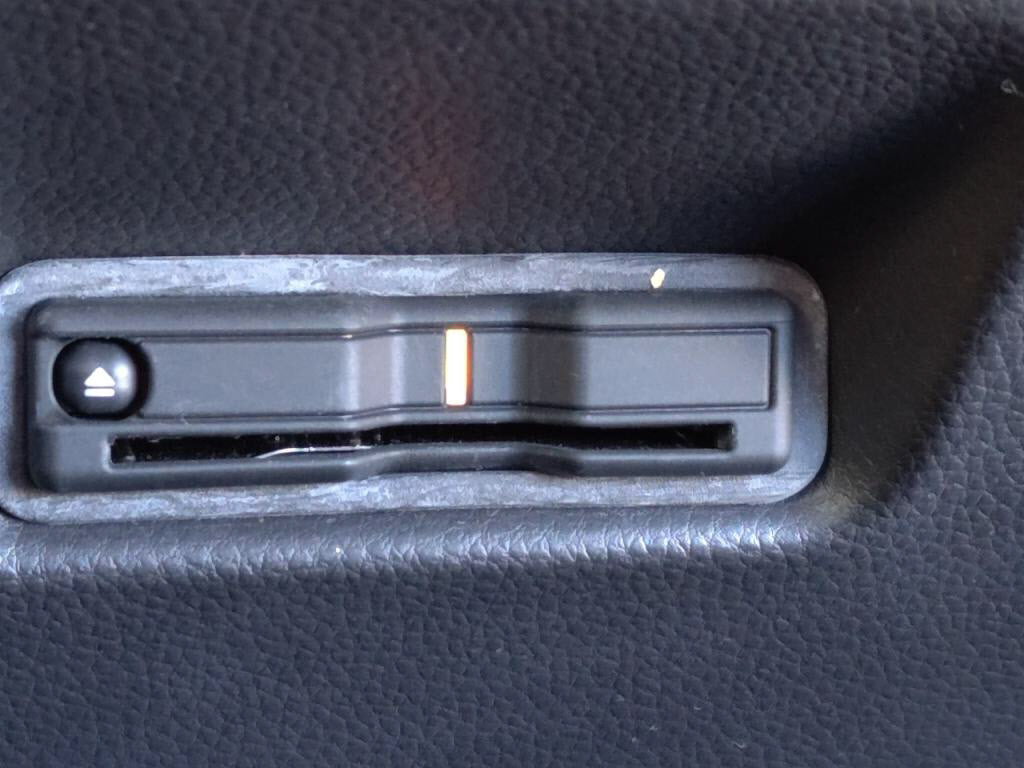 フィットハイブリッドｅＨＥＶホームの写真 16