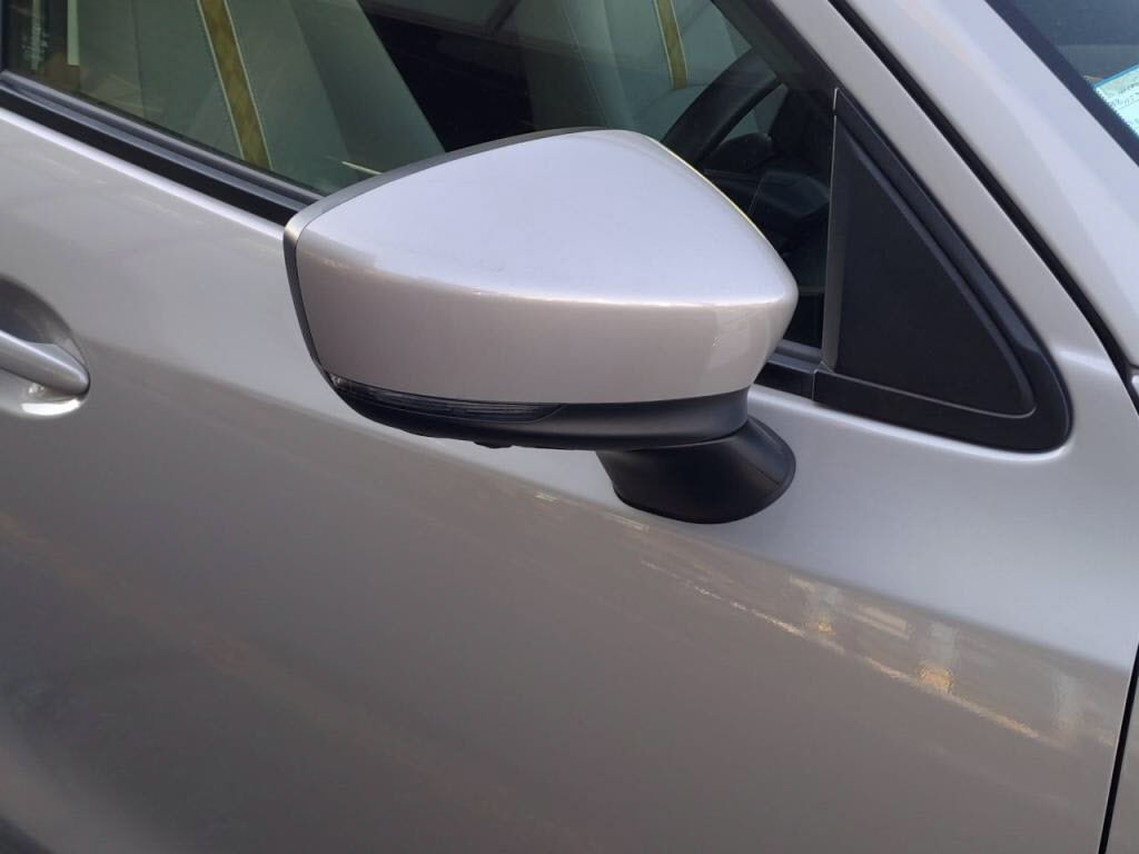 マツダ２１５Ｓサンリットシトラスの写真 11