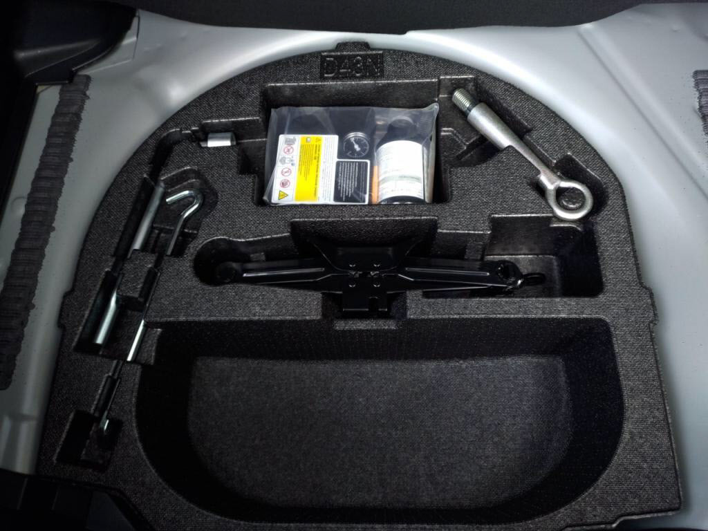 マツダ２１５Ｓサンリットシトラスの写真 30