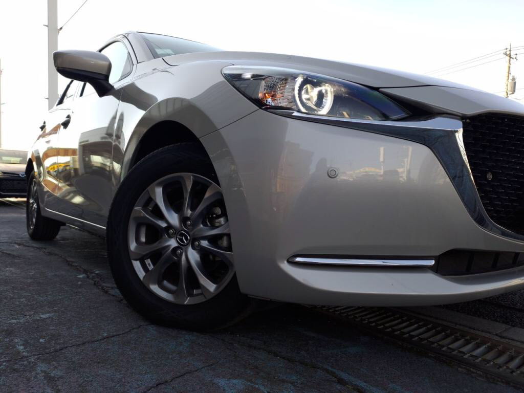 マツダ２１５Ｓサンリットシトラスの写真 9