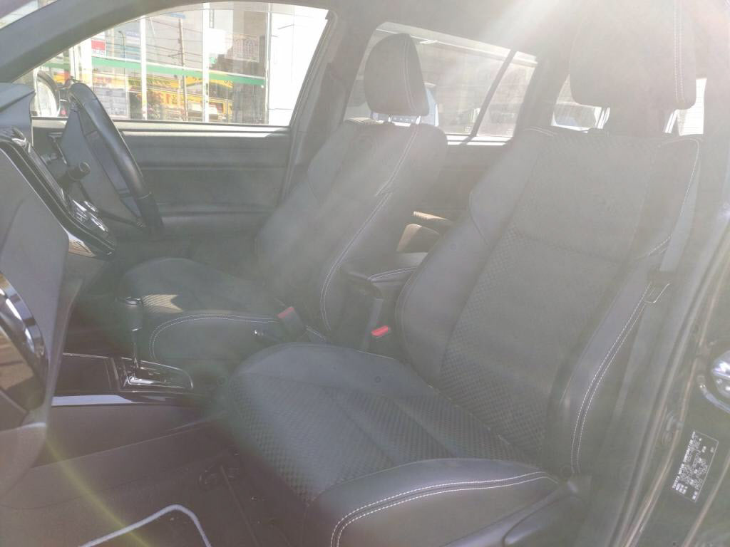 カローラフィールダーハイブリッドハイブリッドＧダブルバイビーの写真 24