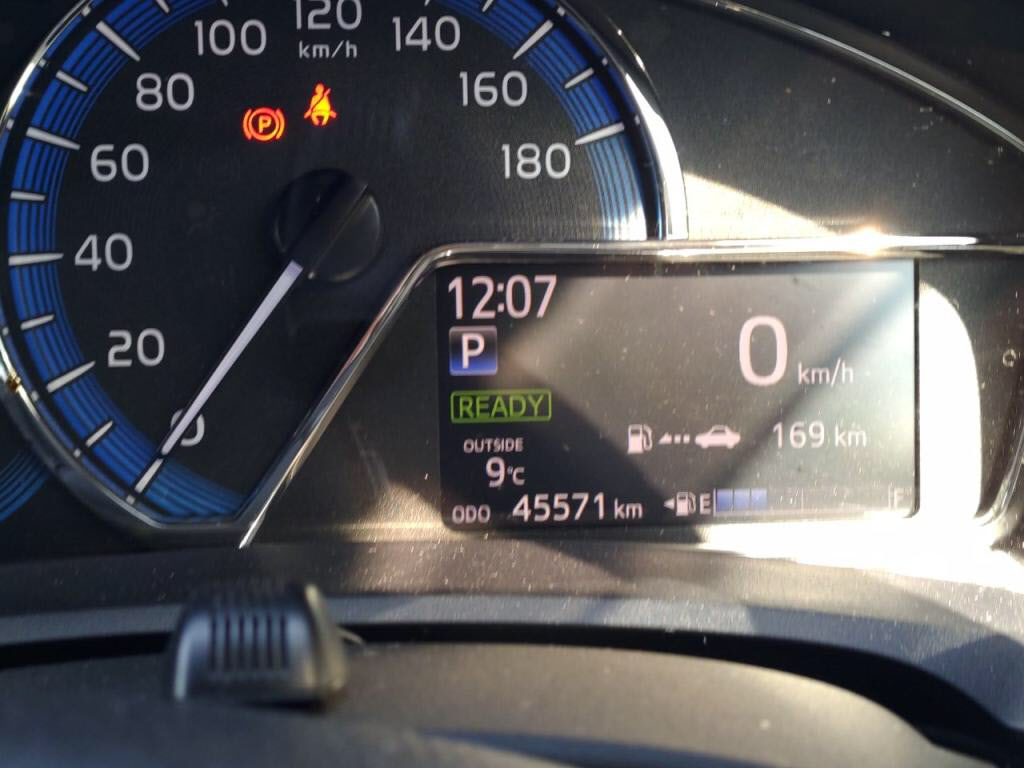 カローラフィールダーハイブリッドハイブリッドＧダブルバイビーの写真 29