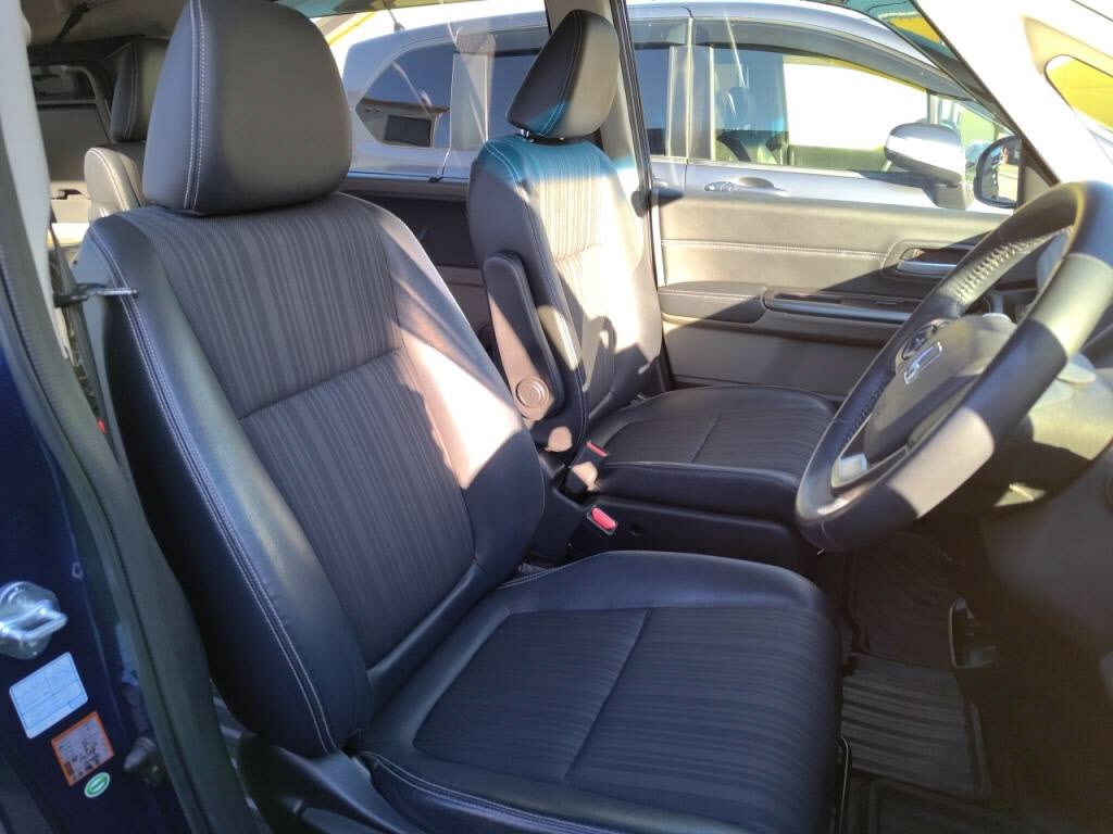 フリードＧの写真 13