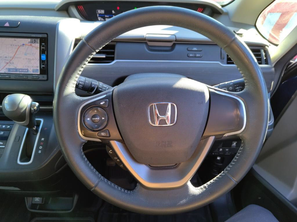 フリードＧの写真 14