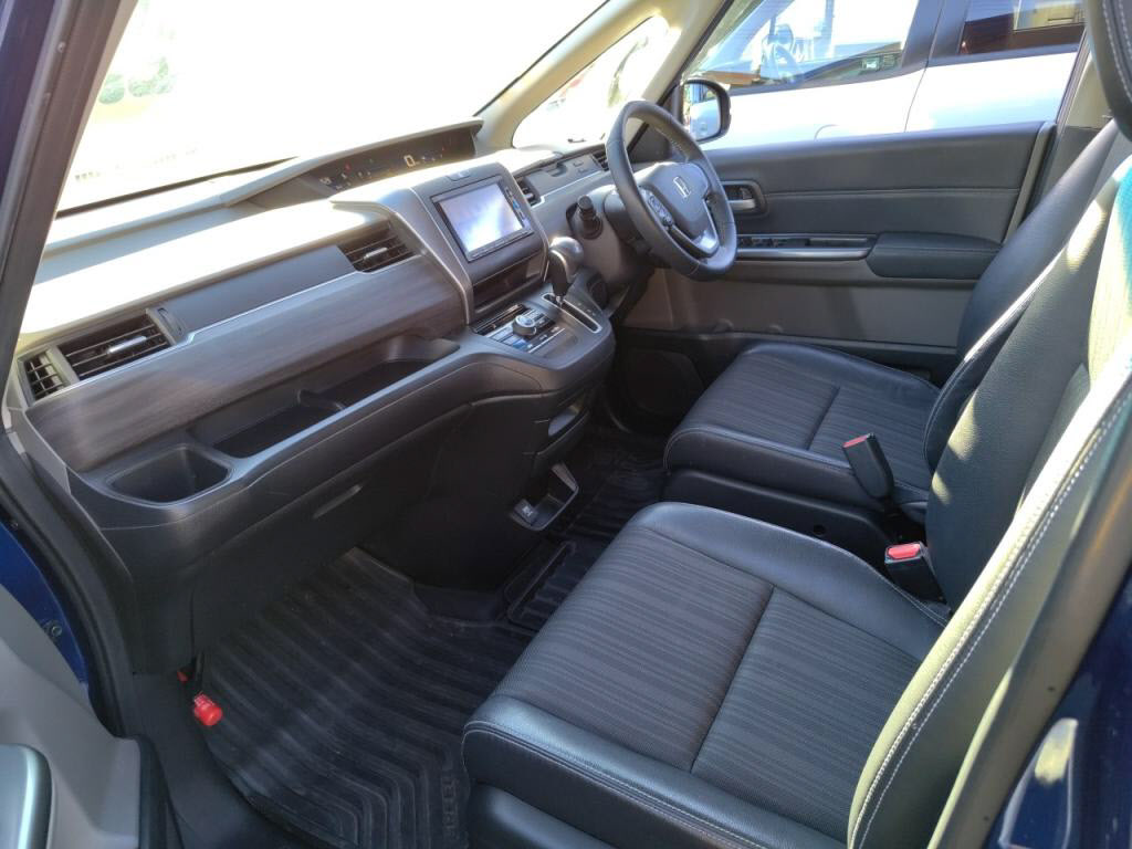 フリードＧの写真 22