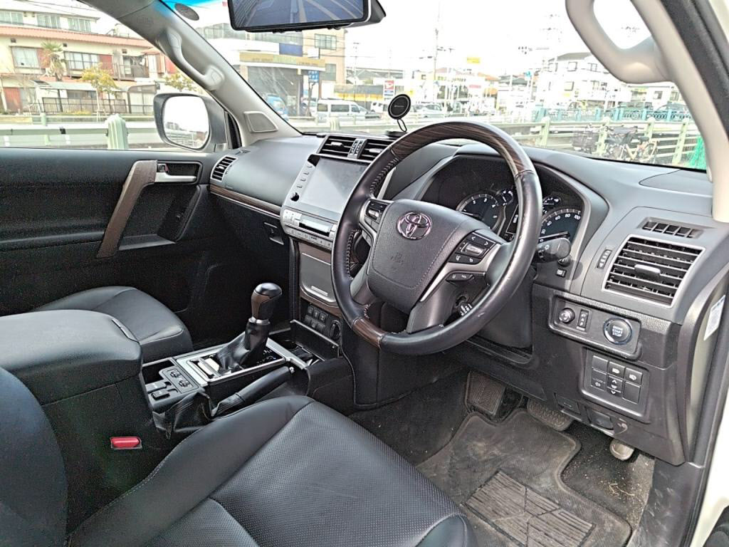 ランドクルーザープラド５ＤＴＸ＿Ｌパッケージの写真 13