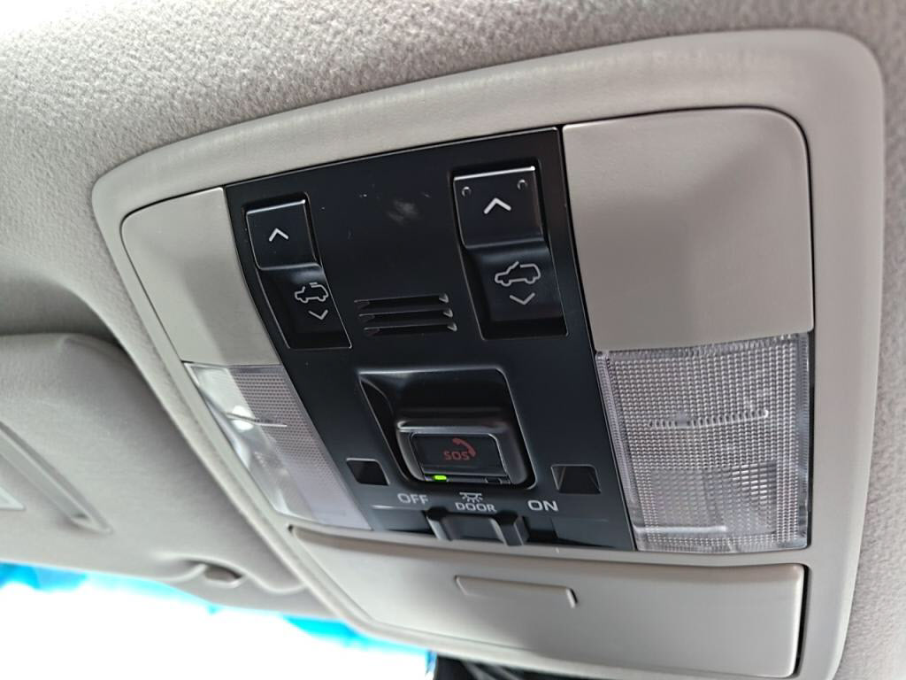 ランドクルーザープラド５ＤＴＸ＿Ｌパッケージの写真 15