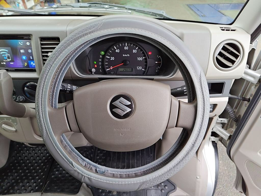 エブリイバンＰＣの写真 8