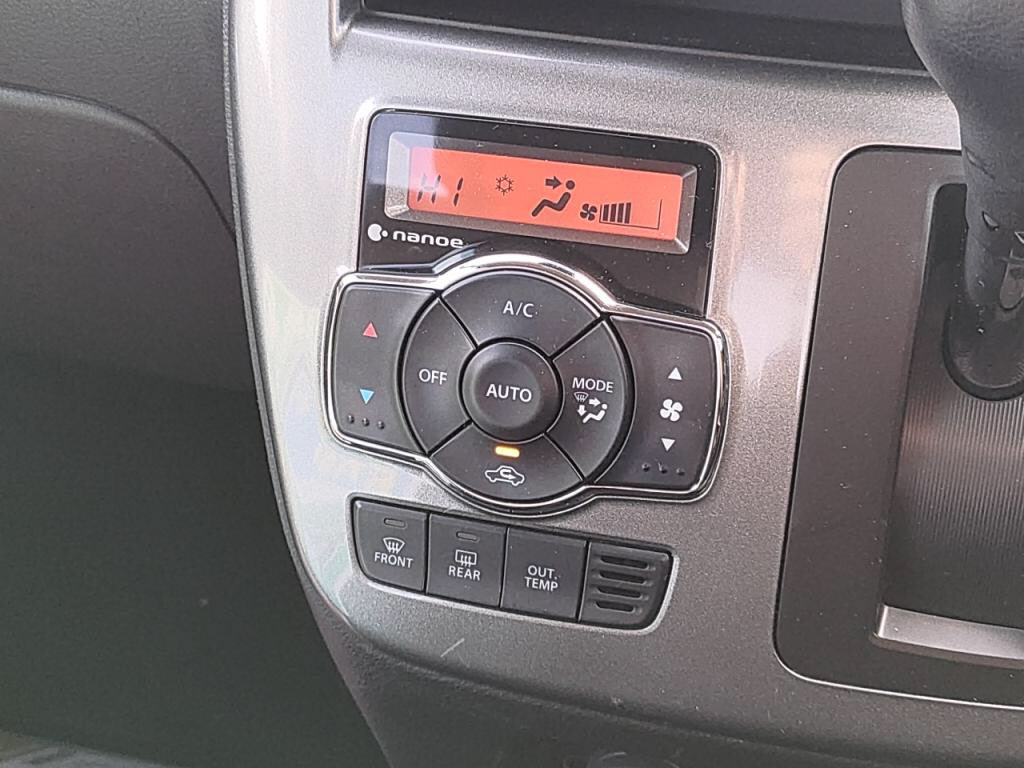 デリカＤ２ハイブリッドＭＺの写真 14