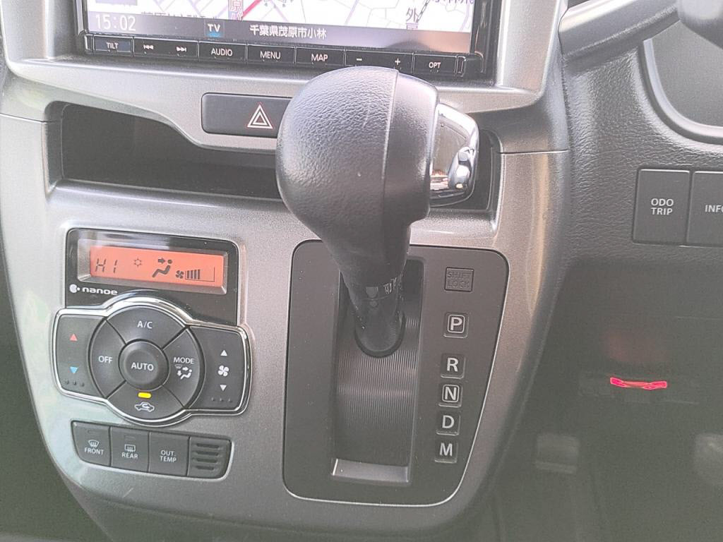 デリカＤ２ハイブリッドＭＺの写真 15