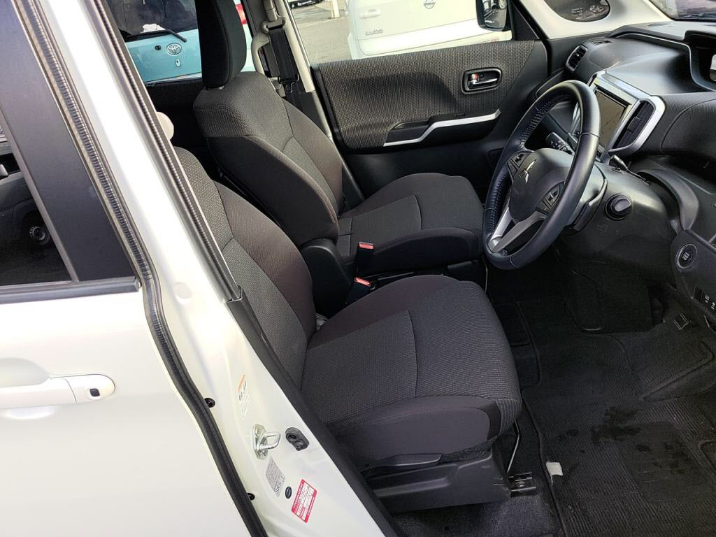 デリカＤ２ハイブリッドＭＺの写真 21