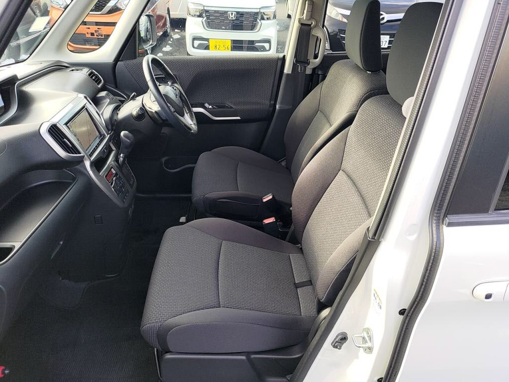 デリカＤ２ハイブリッドＭＺの写真 22