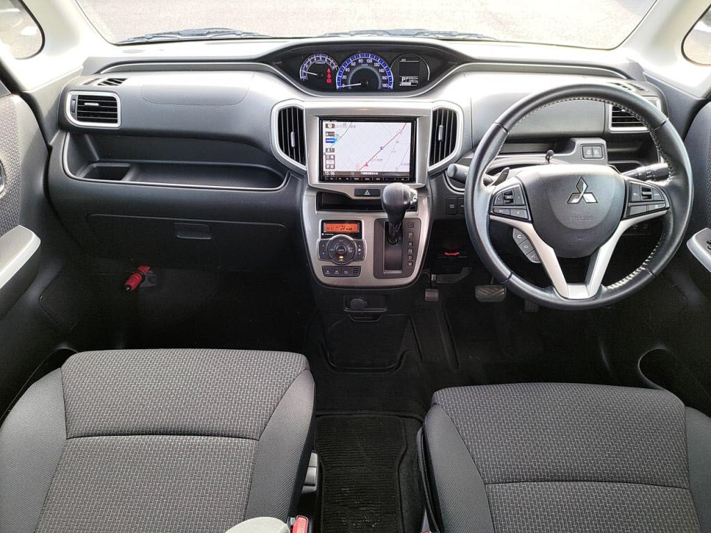 デリカＤ２ハイブリッドＭＺの写真 3