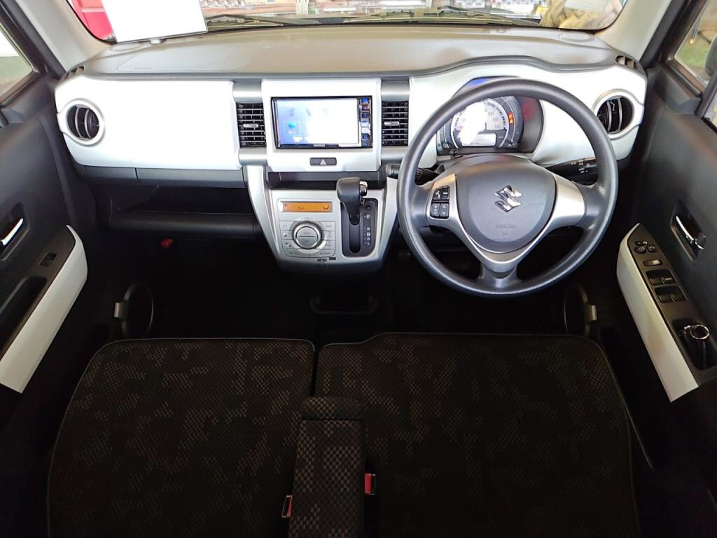 ハスラーＦリミテッドの写真 3