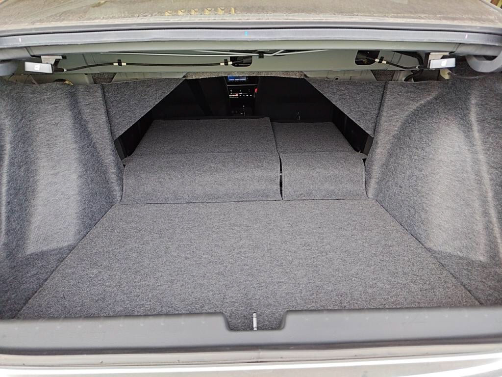 グレイスハイブリッドハイブリッドＬＸ・ホンダセンシングの写真 26