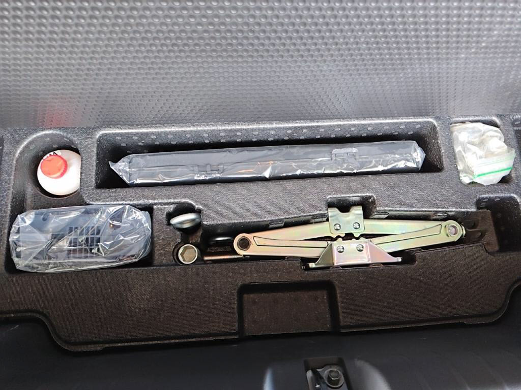 グレイスハイブリッドハイブリッドＬＸ・ホンダセンシングの写真 30