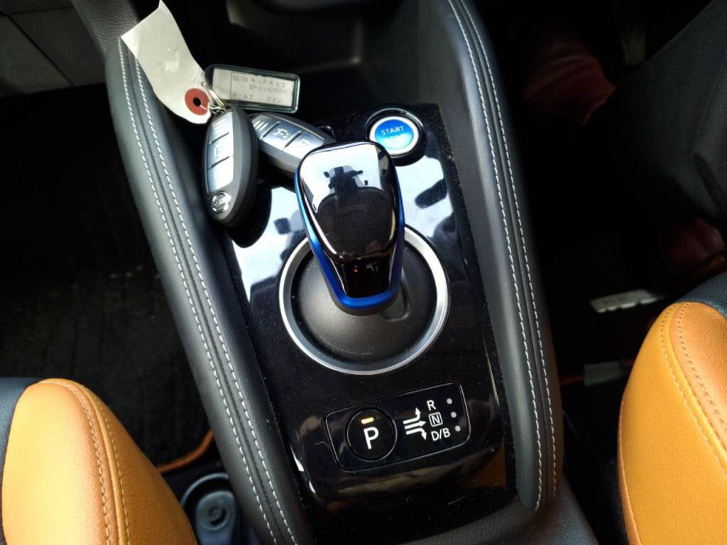 キックスｅパワーＸツートーンインテリアエディションの写真 14