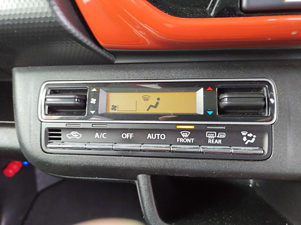 フレアクロスオーバーハイブリッドＸＴの写真 14