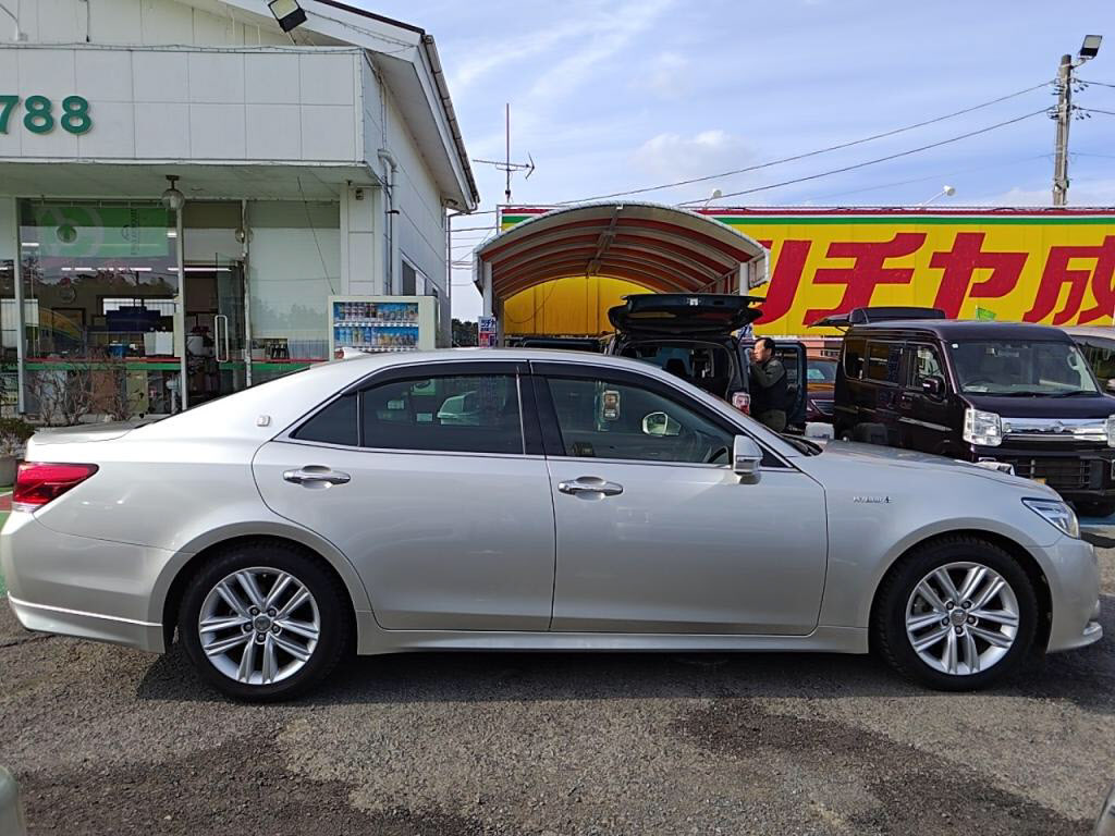 クラウンハイブリッドハイブリッドアスリートＳの写真 11