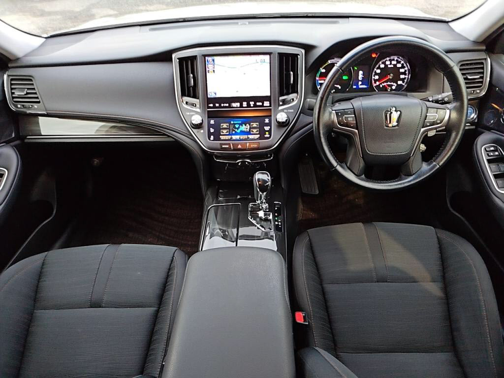 クラウンハイブリッドハイブリッドアスリートＳの写真 3