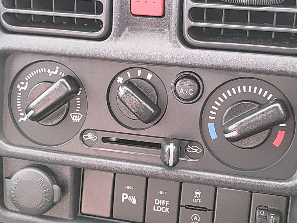 キャリイトラック４ＷＤ＿ＫＣノウハンの写真 14