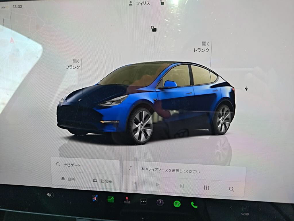 テスラモデルＹＲＷＤの写真 17