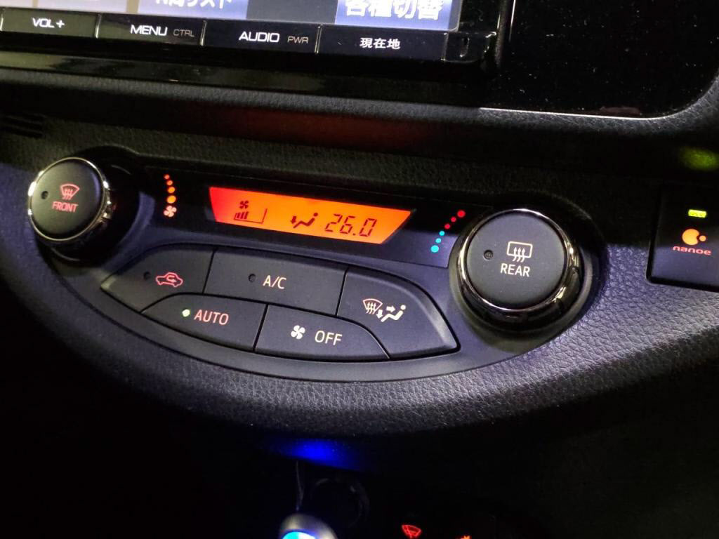 ヴィッツハイブリッドハイブリッドＧＲスポーツの写真 19