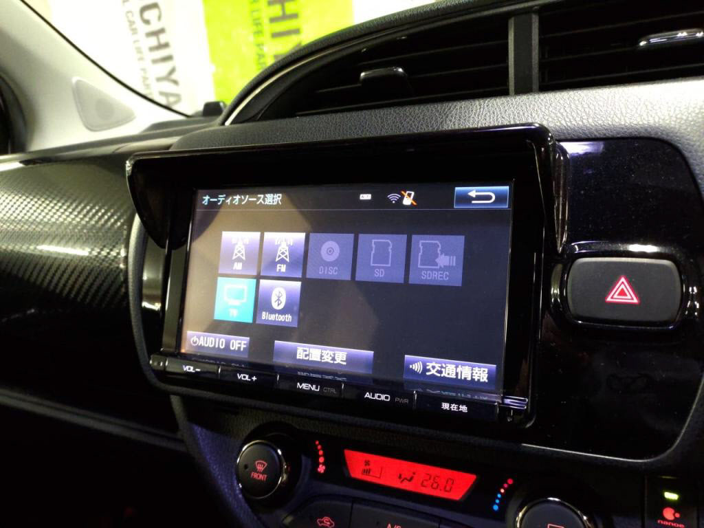 ヴィッツハイブリッドハイブリッドＧＲスポーツの写真 20